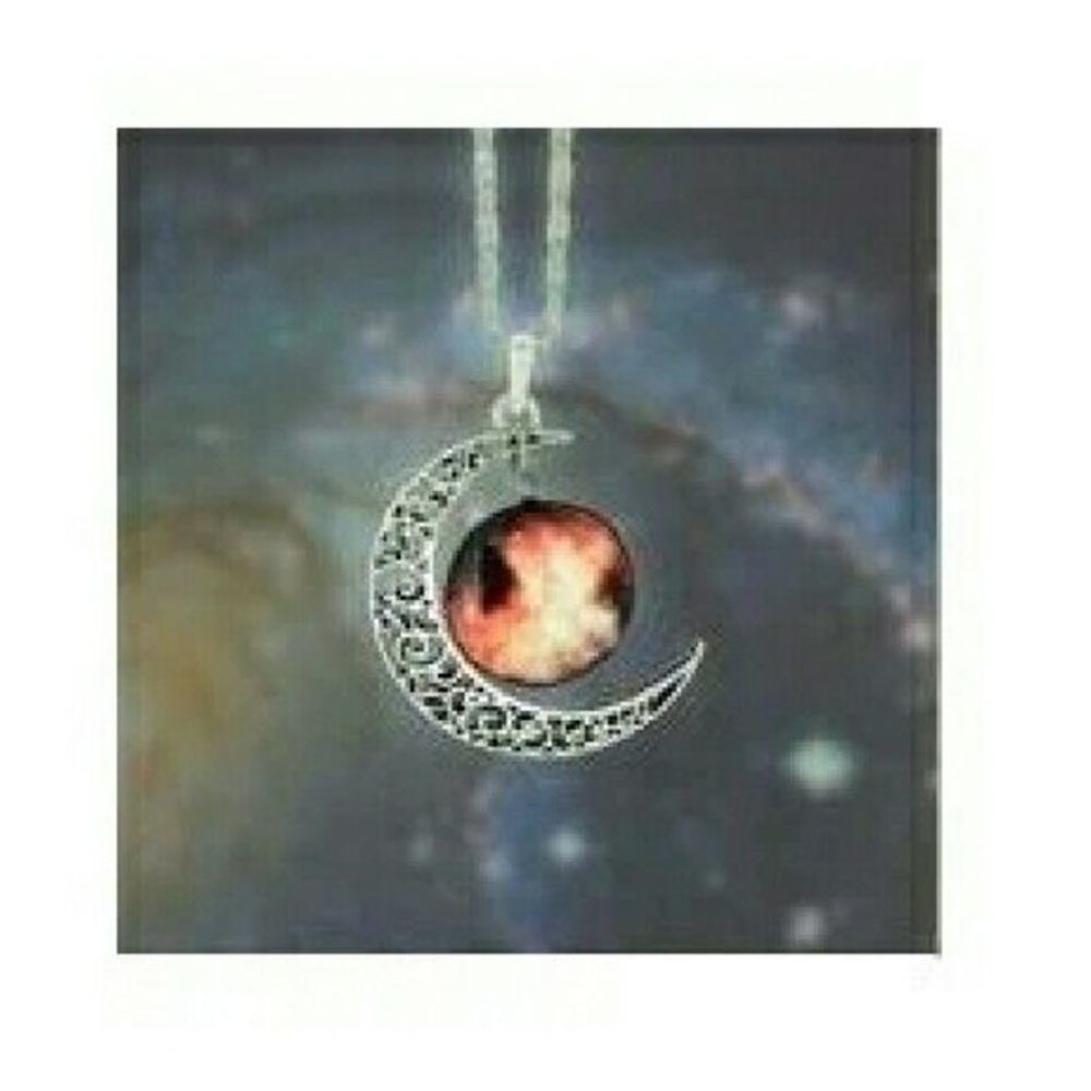 1pcs  Galaxy Necklace Lovely Galaxy Cabochon All